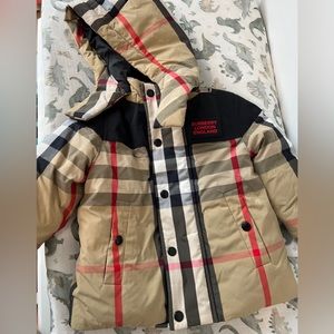 Burberry kids detachable hood check coat